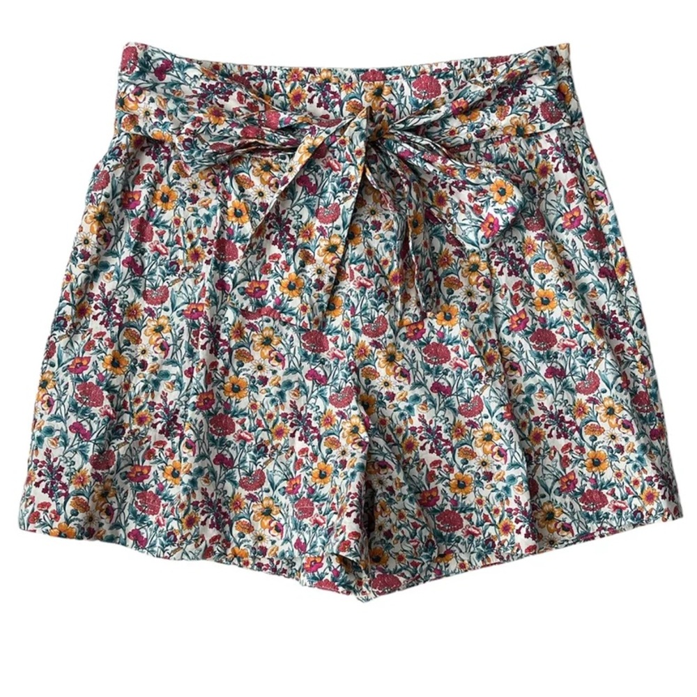 Like New Antonio Melani Floral High-Rise Dawson Bow Tie Belted Shorts - Size 8